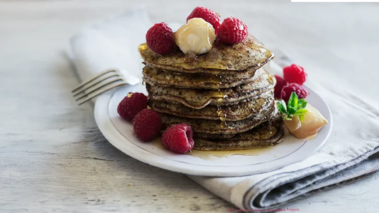 Luftige bananpandekager med havregryn